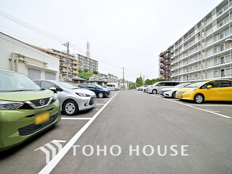 駐車場 駐車場（料金・空き状況はご確認ください）