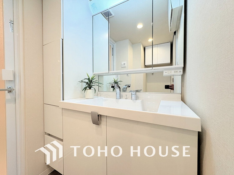 洗面 清潔感のある脱衣場