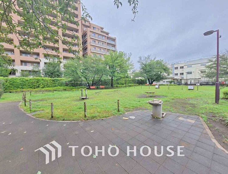 周辺 世田谷区立千歳台六丁目公園　距離650ｍ