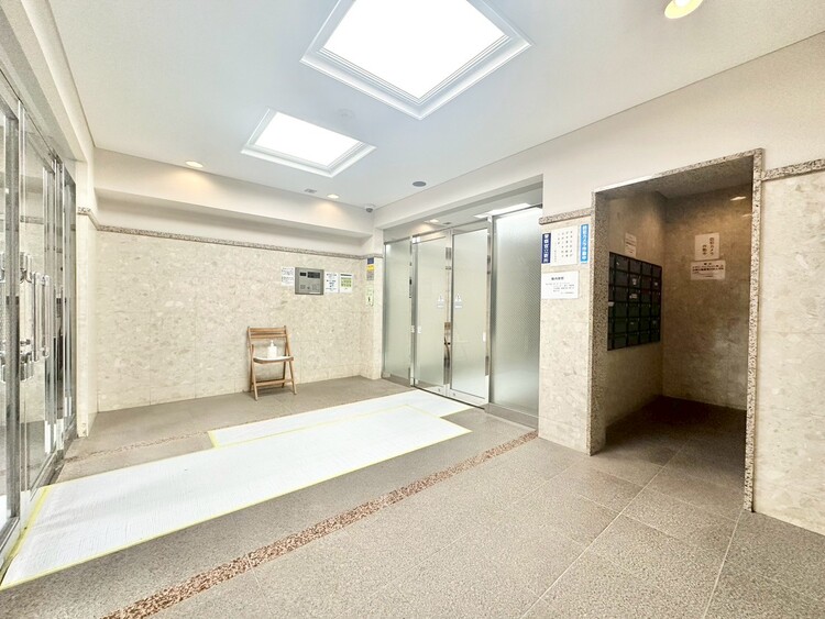 エントランス 上質感漂う玄関アプローチです。