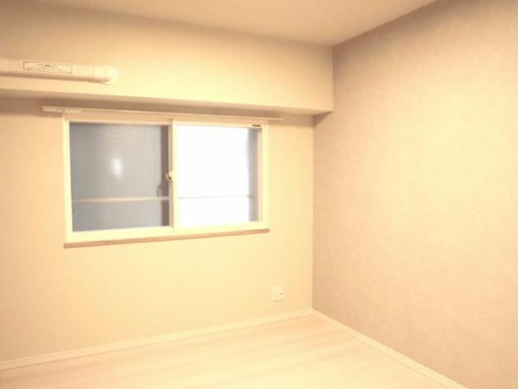 内装 洋室5.6帖　居室には収納スペースが豊富なため、シンプルですっきりとした暮らしが実現できます。