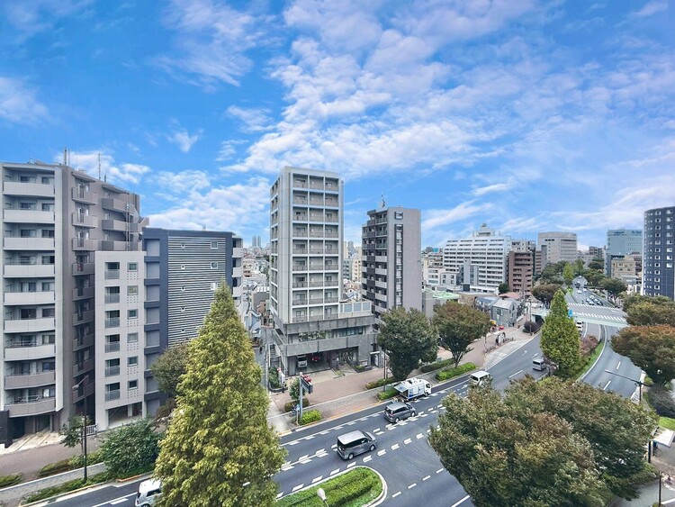 その他 眺望や窓からの景色が良いと、家で過ごす時間も快適です。