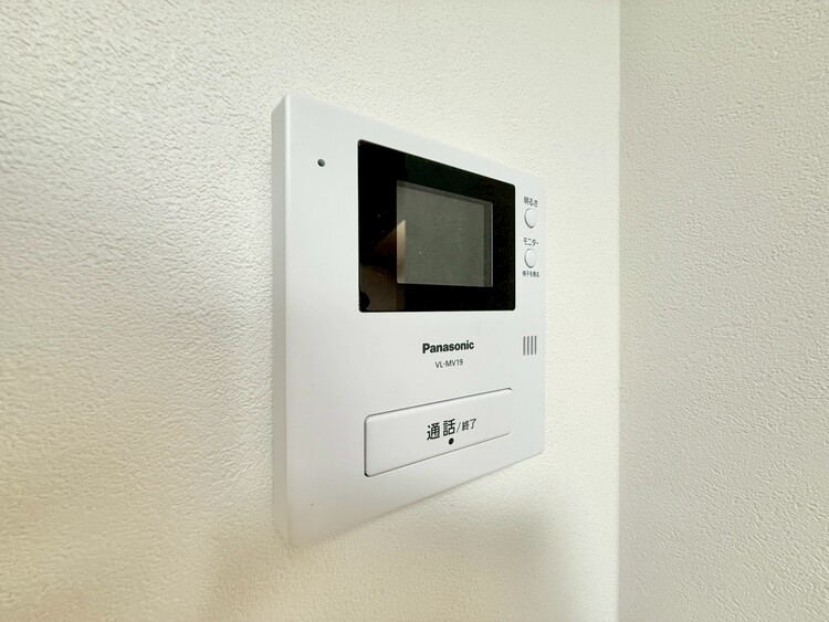 その他 誰が来てもわかる様にモニター付きインターホンを設置。