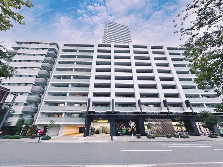 その他 飽きのこないシンプルモダンな外観です。