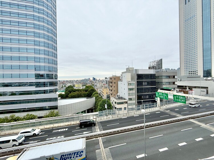 その他 眺望や窓からの景色が良いと、家で過ごす時間も快適です。