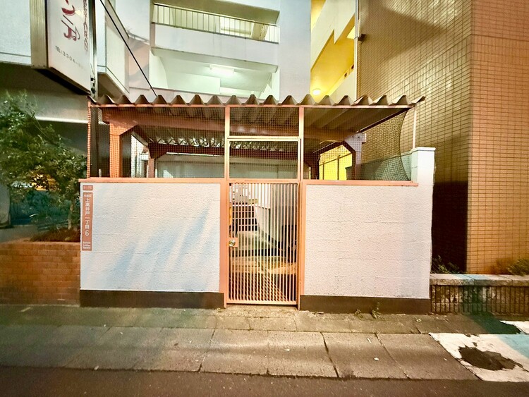 その他 ゴミ置場。綺麗に管理されております。