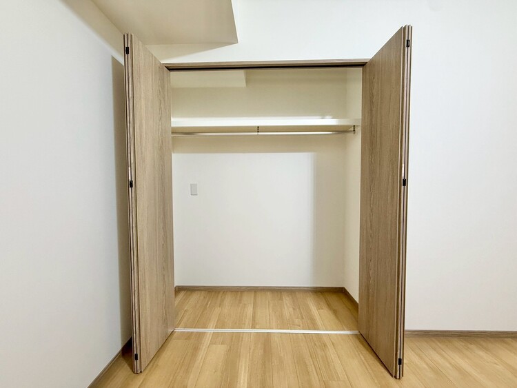 その他 収納スペースが付いていて、お部屋を広く使っていただけます。