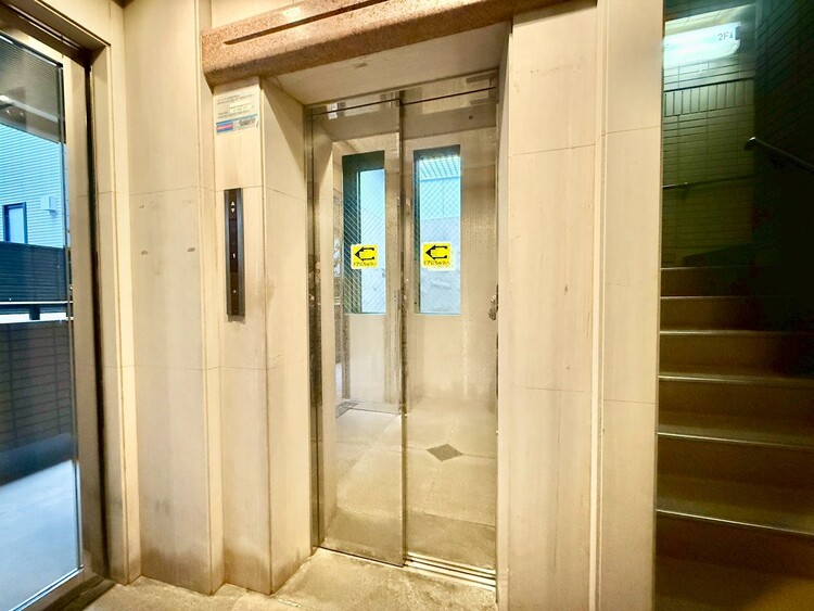 その他 エレベーター完備のため荷物が多くなっても安心。