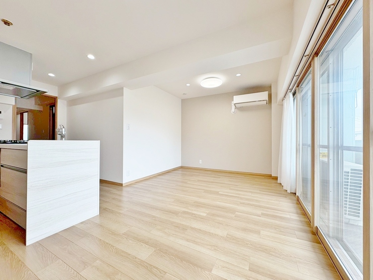 その他 シンプルな内装と偏り過ぎないデザインで統一しました。