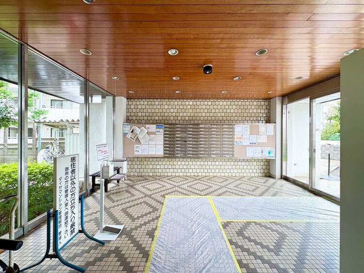 その他 館内は静寂な中が保たれており、管理が行き届いている印象を受けました。