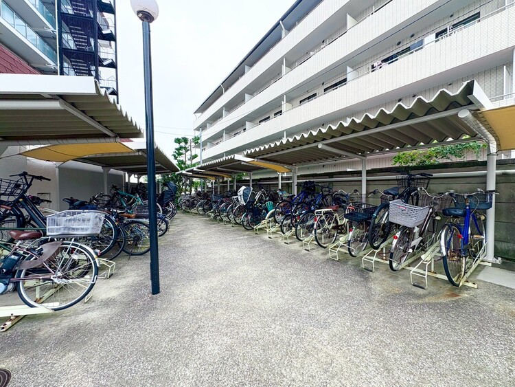 その他 駐輪場も綺麗に整頓されています。※空き状況は都度ご確認下さい。