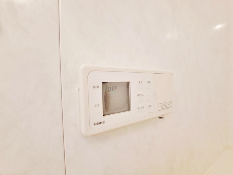 その他 見やすい画面で操作しやすい給湯パネル。