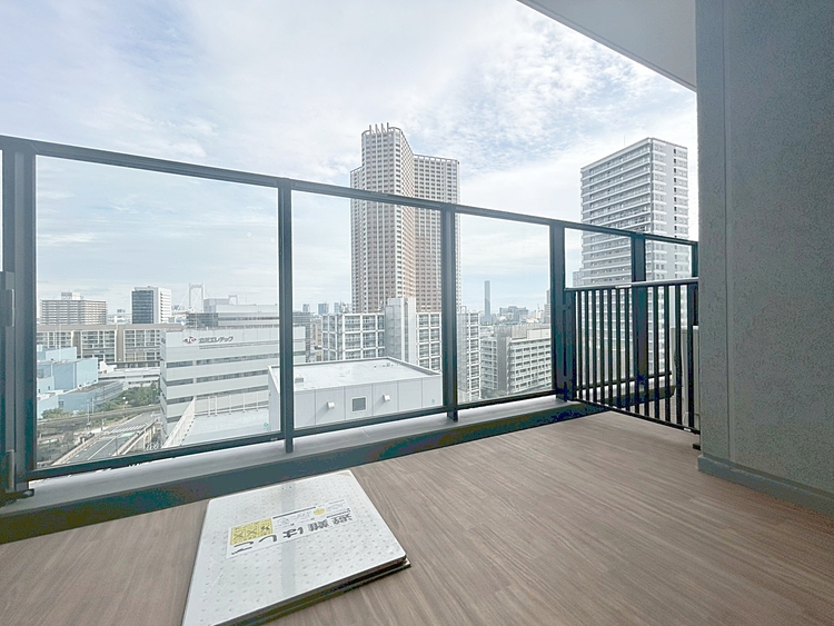 その他 朝の澄んだ空気や、夕方に吹く清々しい風を感じられるバルコニー。