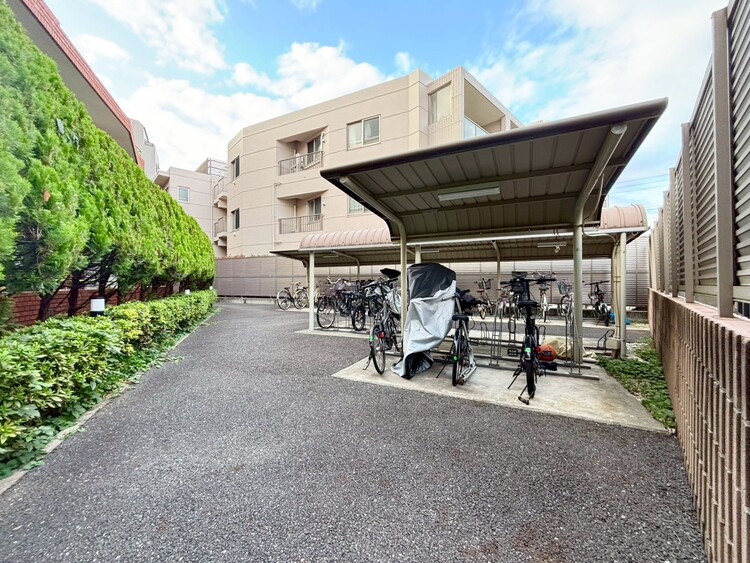 その他 駐輪場も綺麗に整頓されています。※空き状況は都度ご確認下さい。