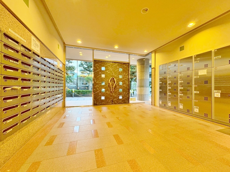 その他 館内は静寂な中が保たれており、管理が行き届いている印象を受けました。