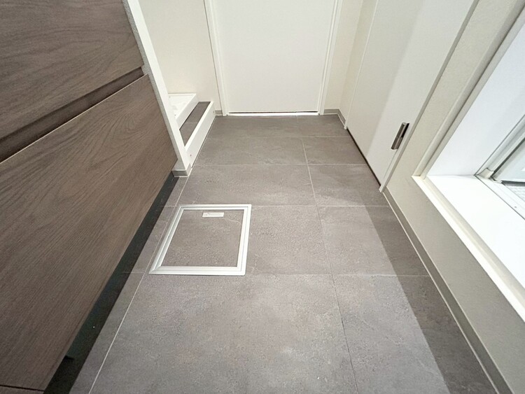 その他 十分な広さの脱衣所。