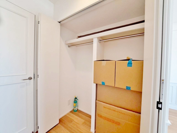 その他 収納スペースが付いていて、お部屋を広く使っていただけます。