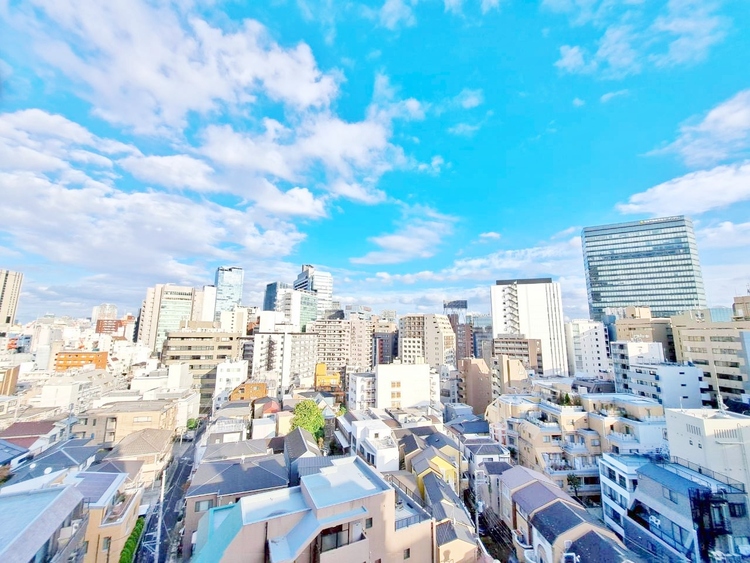 その他 眺望や窓からの景色が良いと、家で過ごす時間も快適です。