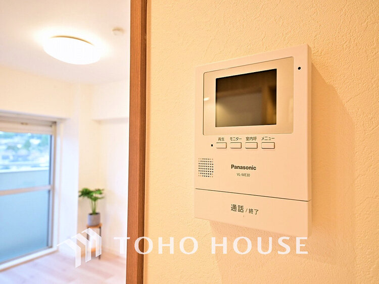 その他 来客が一目でわかるモニター付きインターホン