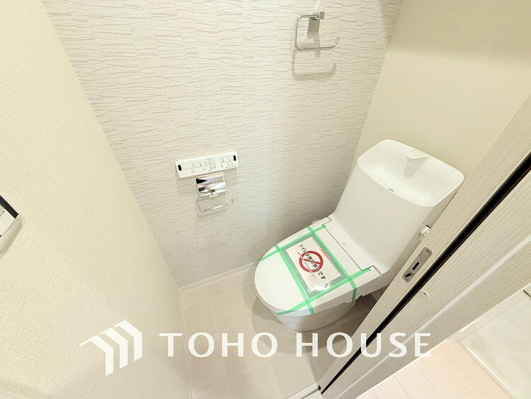 トイレ トイレには快適な温水洗浄便座付