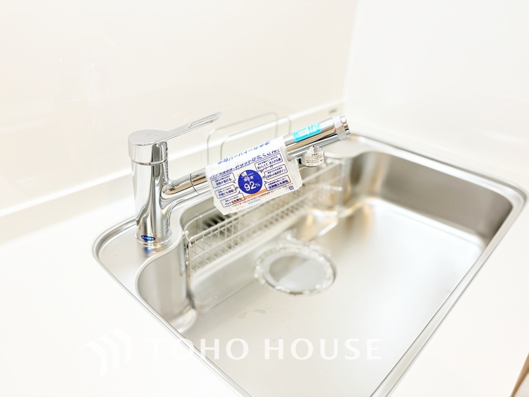 キッチン 【KITCHEN】◆家族のおはよう◆の声を笑顔で迎えてあげられるシステムキッチン。朝ごはんが楽しみでちょっと早起きしたくなるんです。