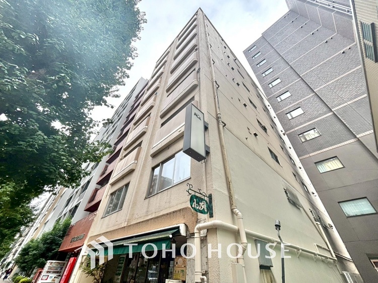 外観 漂う上質な空気感、マンションに入れば「おかえりなさい」と笑顔で迎えてくれるエントランス。最良の心配りを感じるマンションでした。