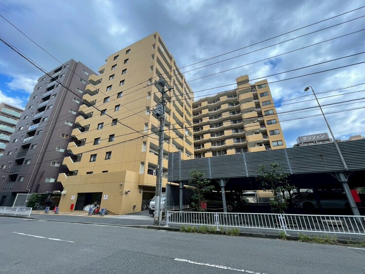 その他 飽きのこないシンプルモダンな外観です。