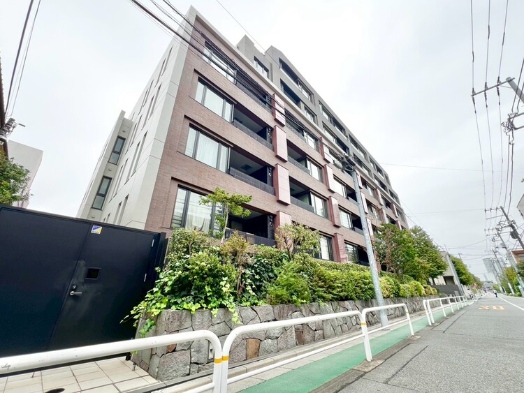 外観 飽きのこないシンプルモダンな外観です。