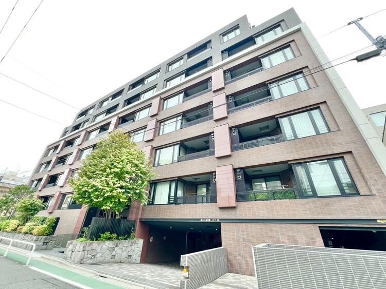 外観 忙しく過ぎゆく日常を置き去るほど、ゆったりした時間が流れる住環境。