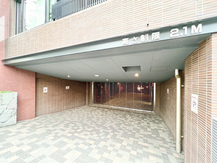 駐車場 駐車スペースが嬉しいですね。※空き状況は都度ご確認下さい。