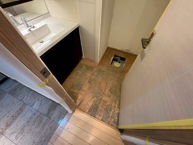 その他 十分な広さの脱衣所。