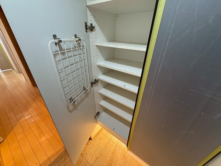 その他 家電やスーツケース、ストック品など何でも片付く嬉しい空間です。