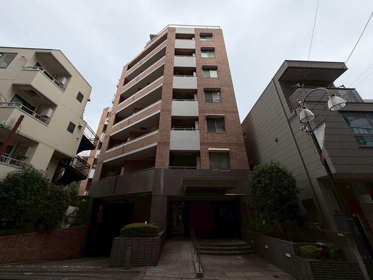 その他 飽きのこないシンプルモダンな外観です。