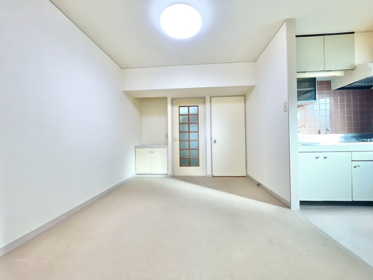 その他 充実した生活は伸びやかな居室空間から始まります。※リフォーム前の写真です。