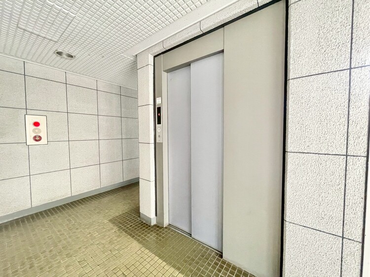 その他 エレベーター完備のため荷物が多くなっても安心。