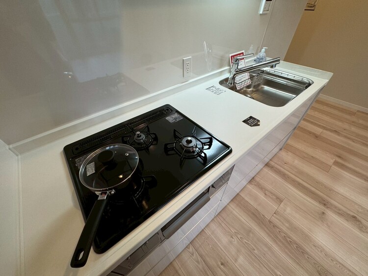 その他 開放感のあるキッチンスペース。調理をしながら、会話も弾みそうですね。