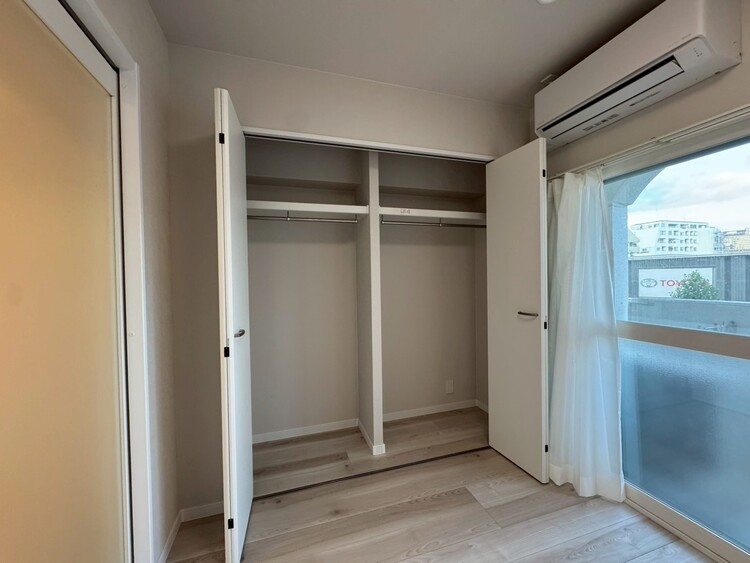 その他 収納スペースが付いていて、お部屋を広く使っていただけます。