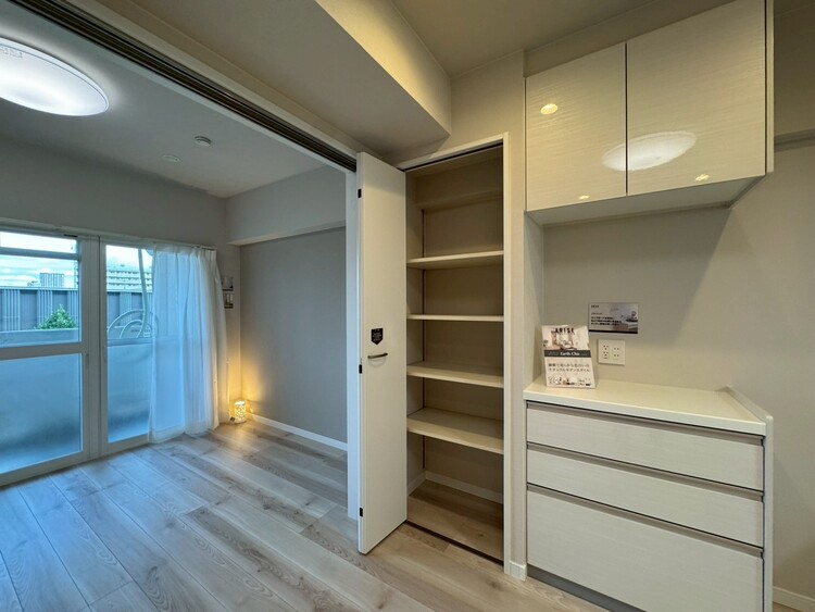 その他 家電やスーツケース、ストック品など何でも片付く嬉しい空間です。
