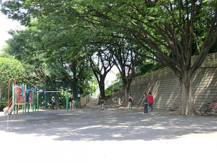 周辺 北軽井沢第二公園まで約80ｍ