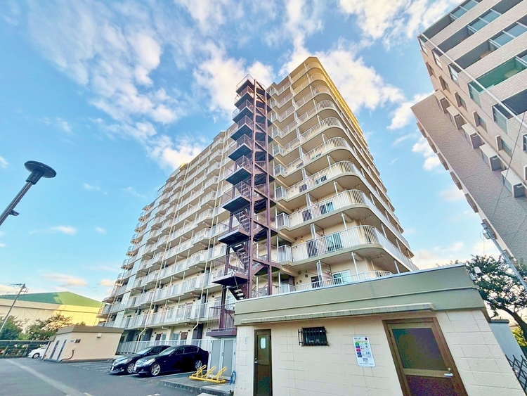 外観 資料には掲載していない情報が、現地にはたくさんあります。是非一度、現地をご確認ください。