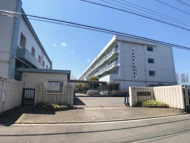 周辺 三郷市立彦成中学校