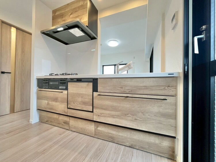 キッチン 洗練されたスタイリッシュなデザイン性と使いやすさを備えた仕様。