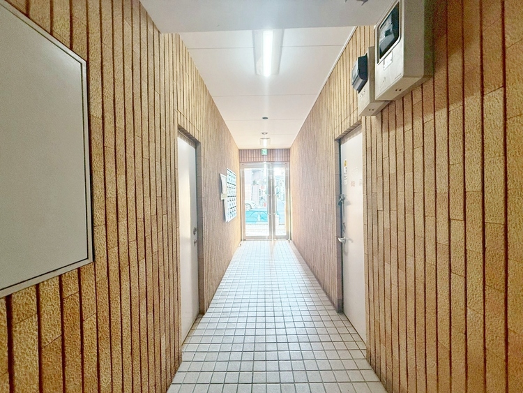 エントランス エントランスは、毎日の行き帰りで使う大事な空間です。