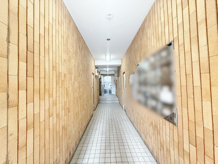 エントランス エントランス内部は、管理が行き届き清潔な共有スペースとなっています。