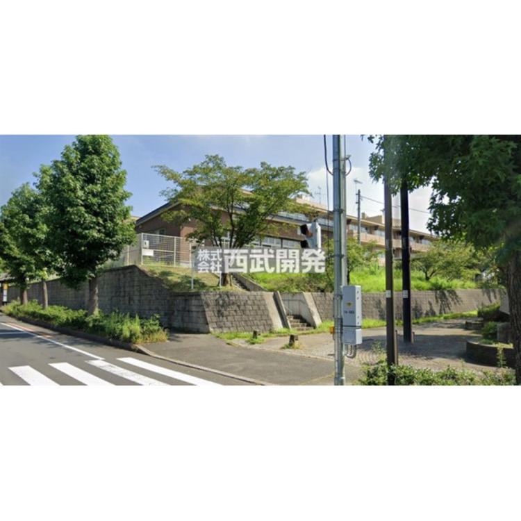 周辺 美杉台小学校(約1230m)