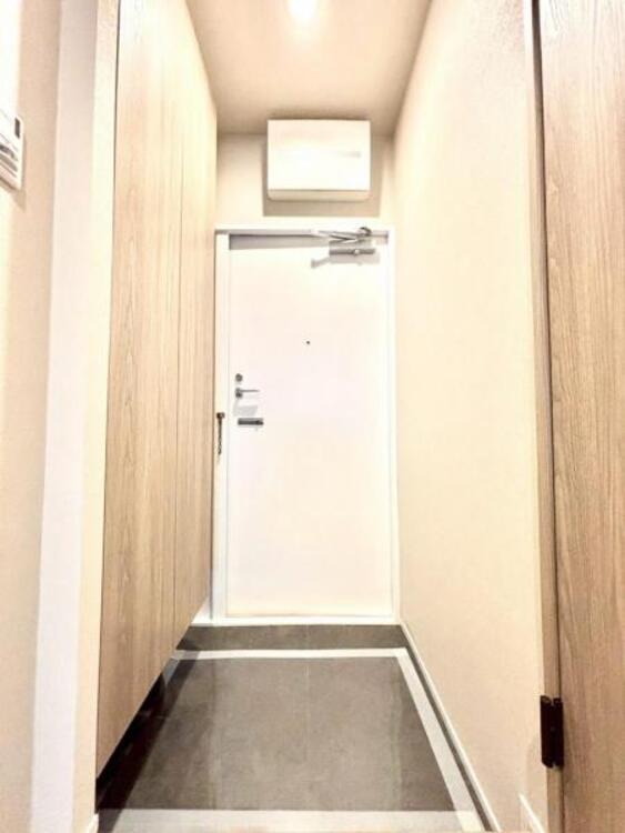 その他 雑多な玄関ではなくスッキリ空間としてお家の顔になるよう設計いたしました。