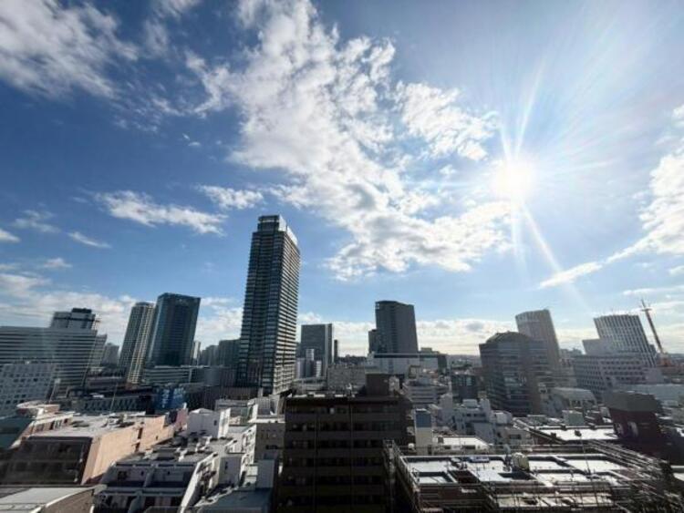 その他 開放感のある眺望。季節による景色の変化を　日常の生活と共に感じてください。