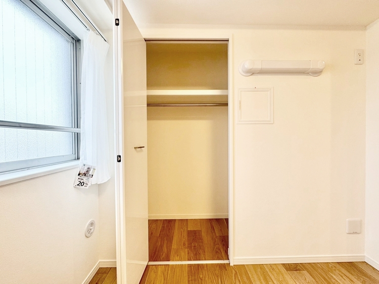 その他 収納スペースが付いていて、お部屋を広く使っていただけます。