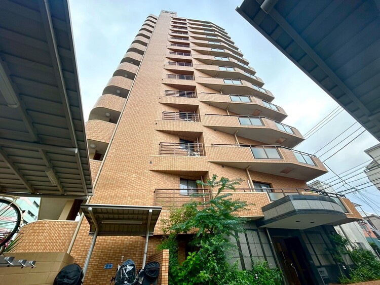 その他 飽きのこないシンプルモダンな外観です。