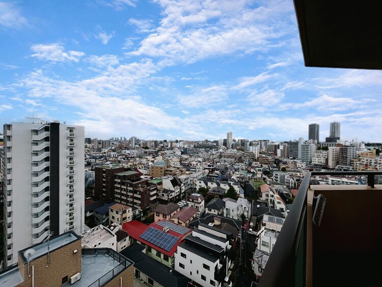 その他 眺望や窓からの景色が良いと、家で過ごす時間も快適です。